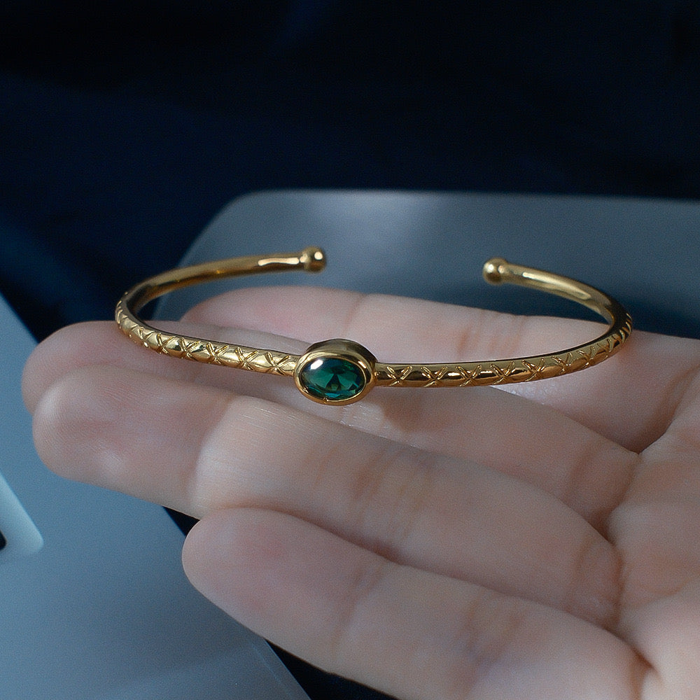 Emerald Aura Cuff
