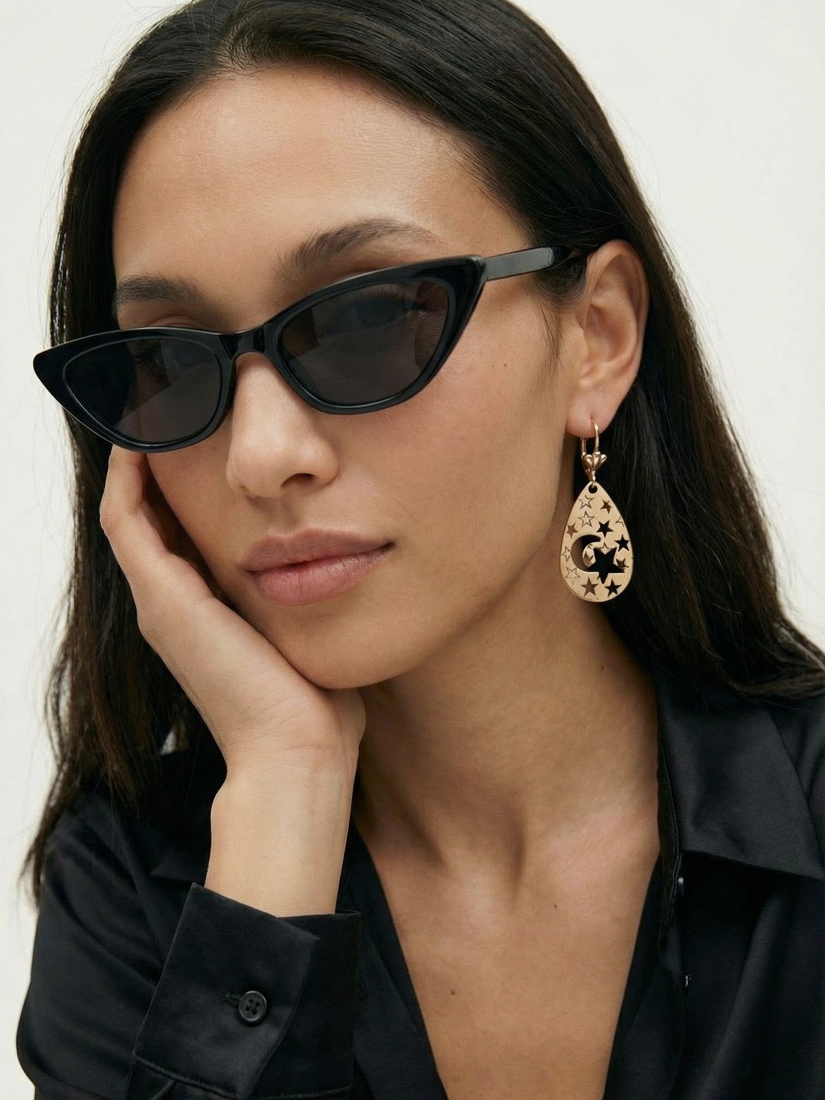 Mon Drop Earrings