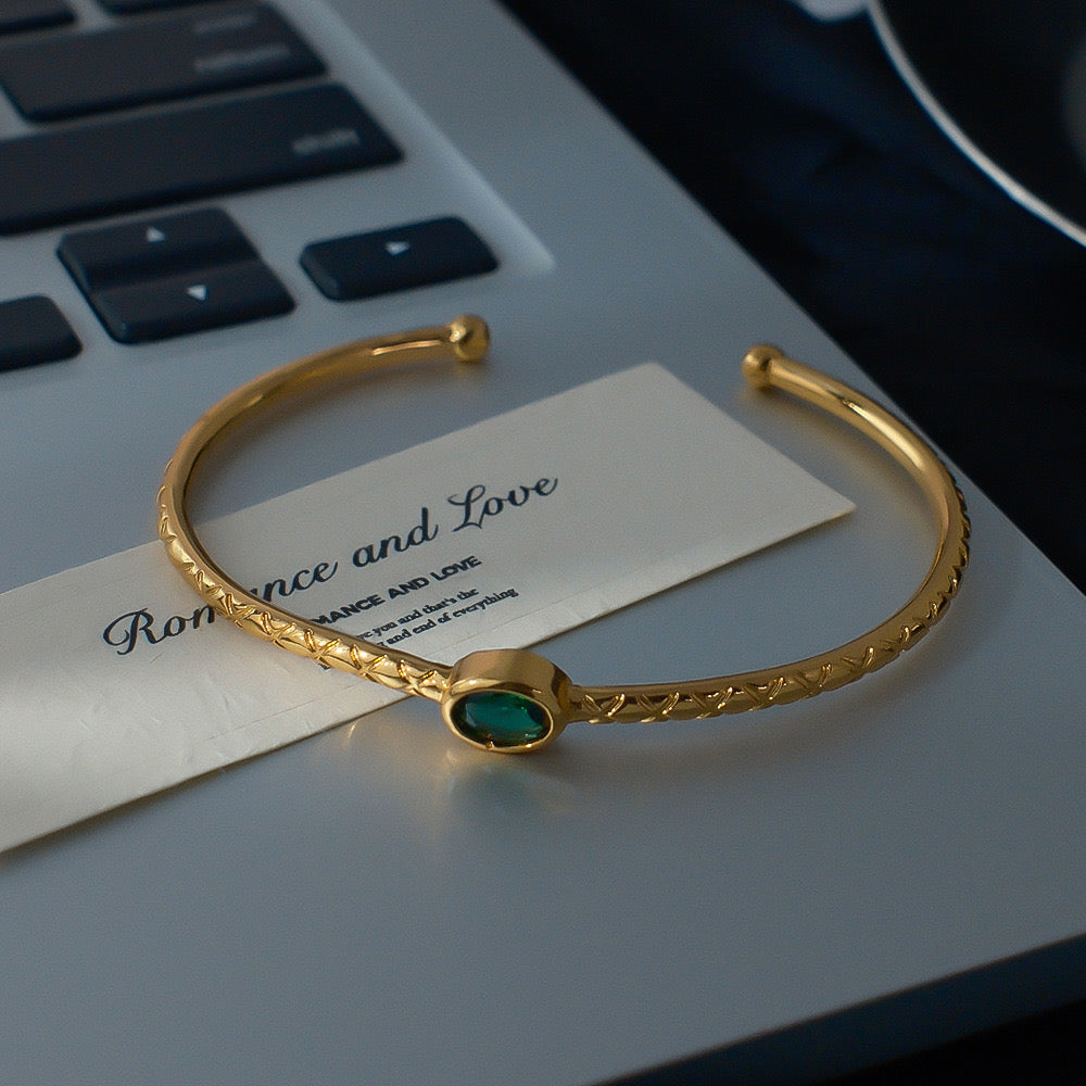 Emerald Aura Cuff