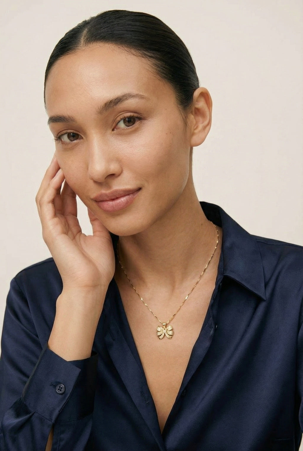 Amara Bow Necklace