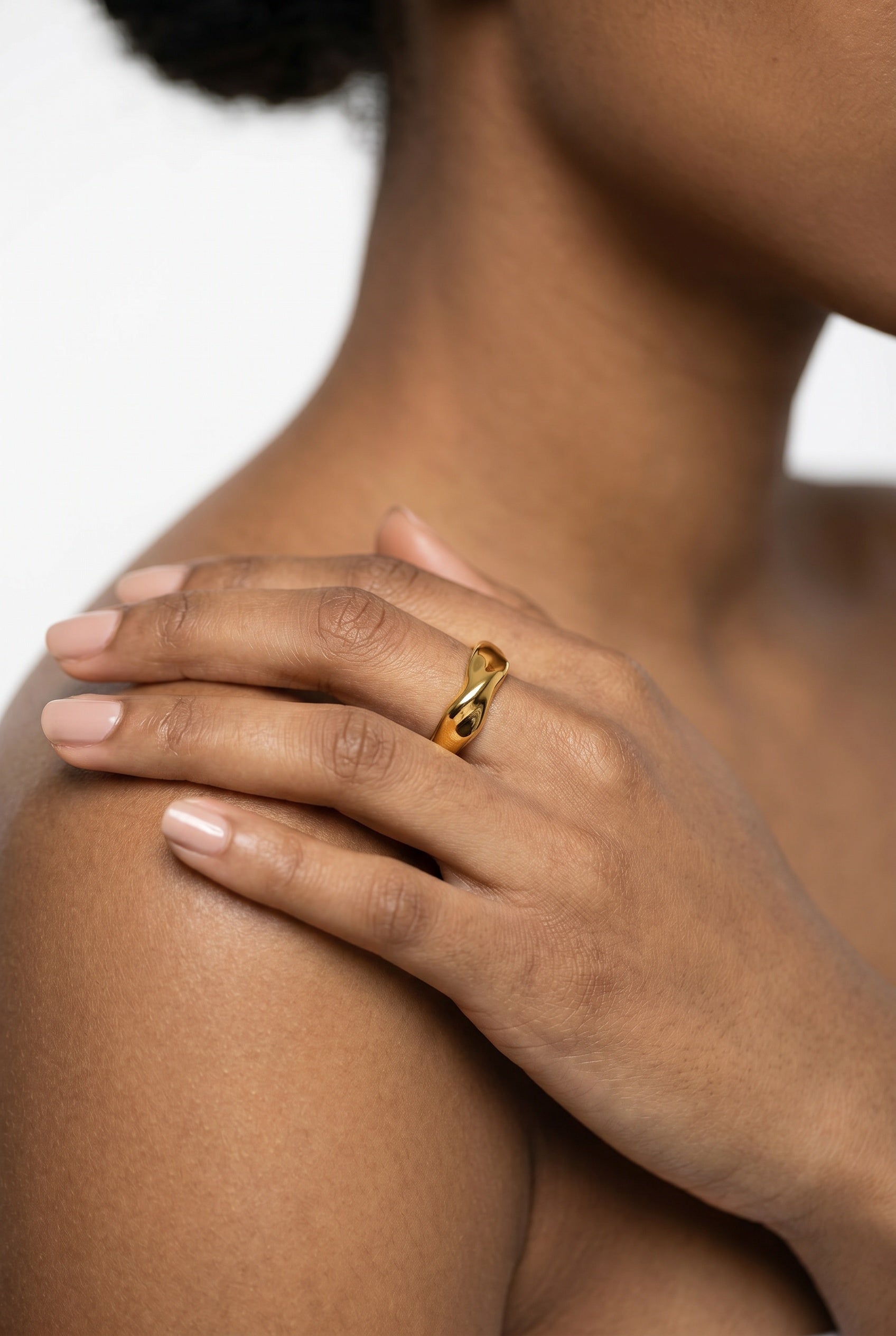 Aire Ring