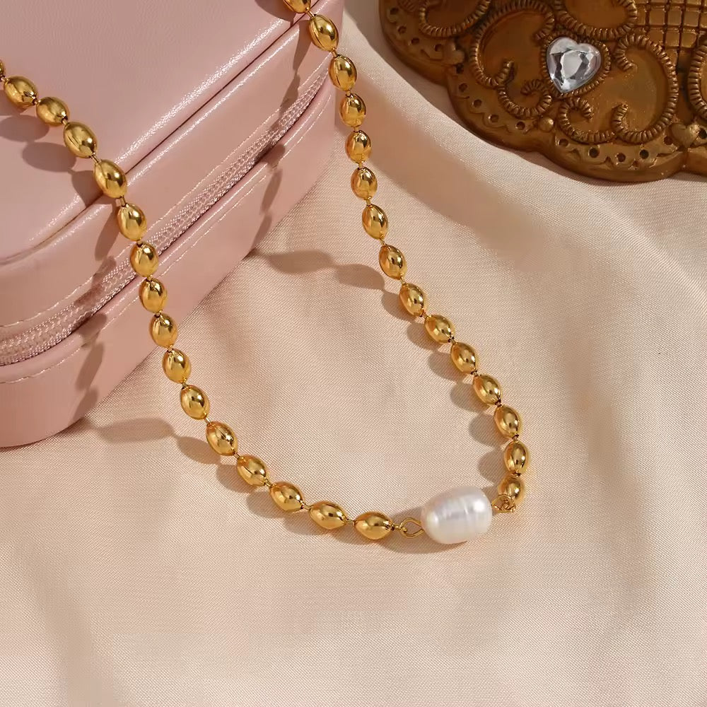 Serena Perl Necklace