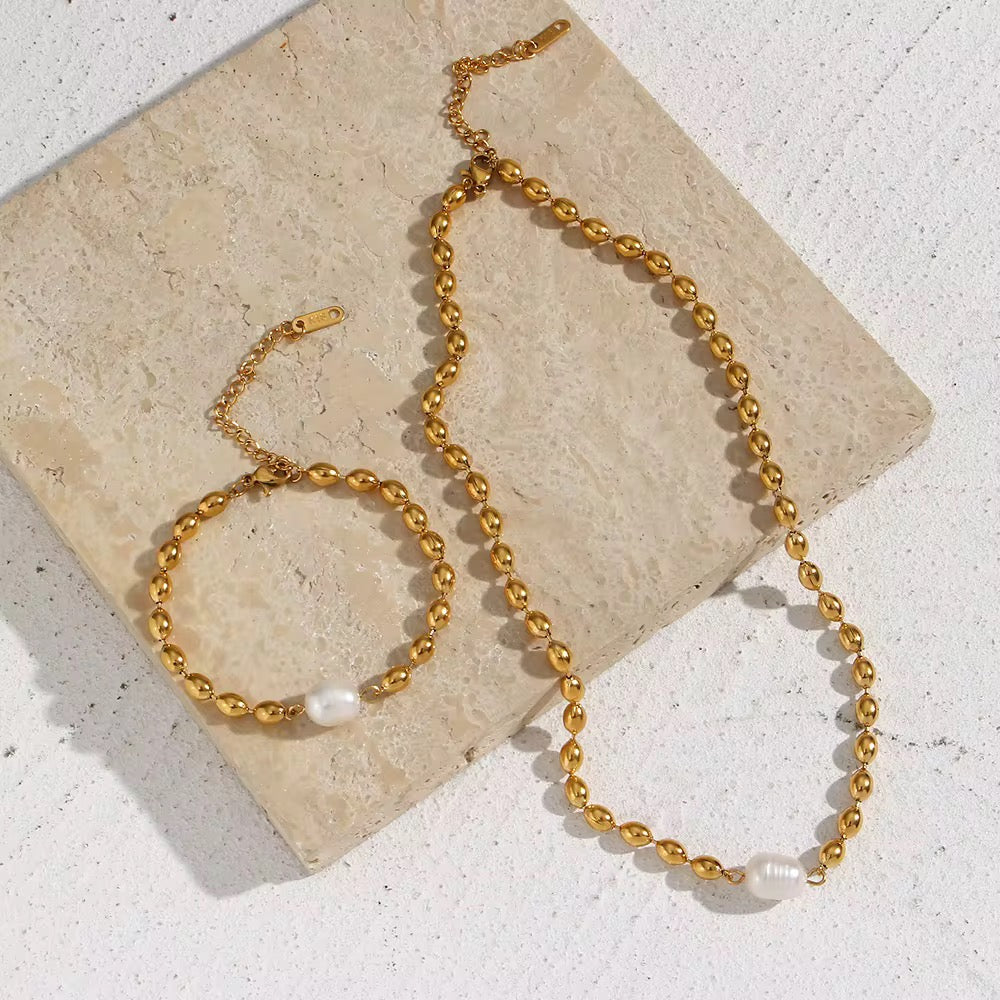 Serena Perl Necklace