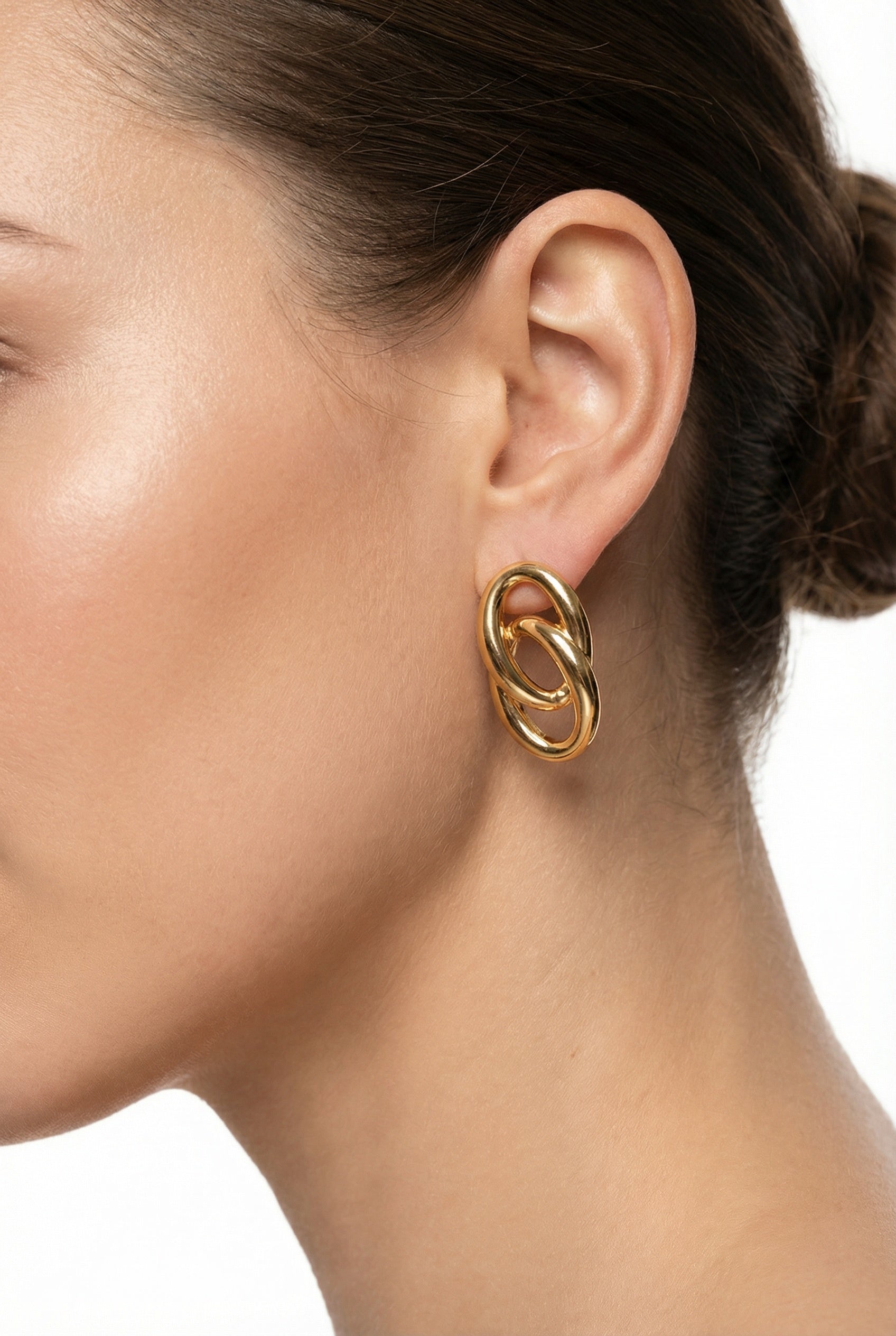 Shay Stud Earrings