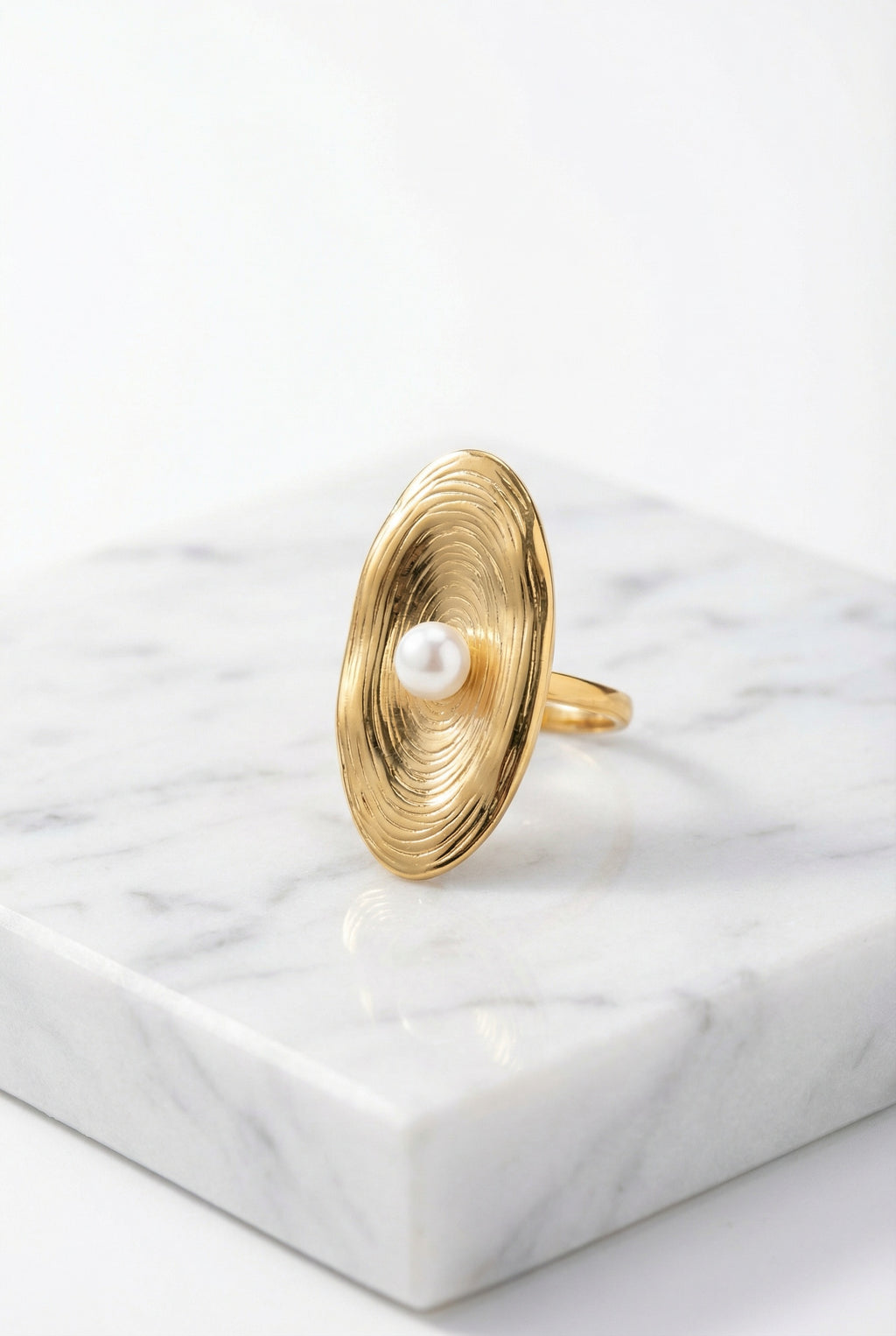 Iris Pearl Ring