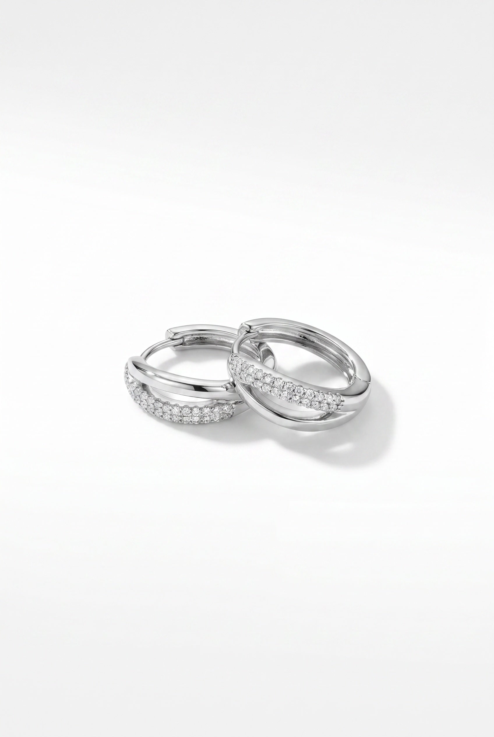 Elara Pavé Hoops